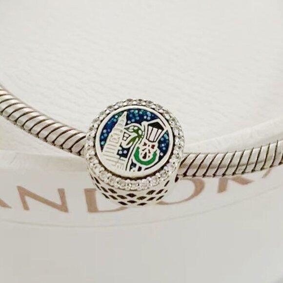 Pandora Charleston SC Exclusive Dangle Charm - Picture 1 of 3